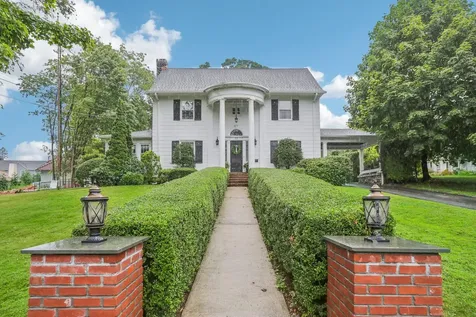 22 Clark Street Pleasantville NY 10570