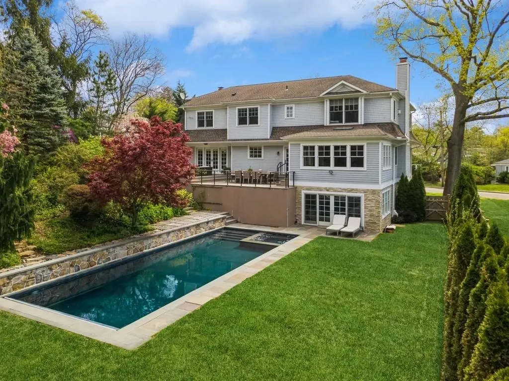 919 Sylvan Lane Mamaroneck NY 10543