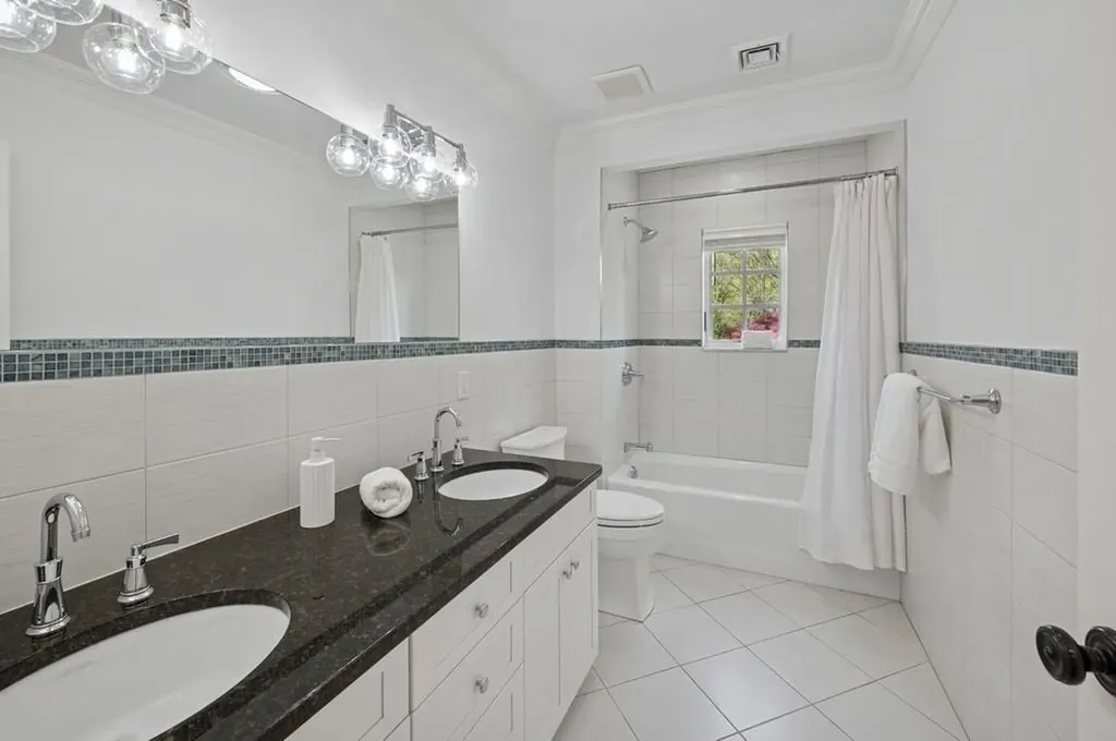 919 Sylvan Lane Mamaroneck NY 10543