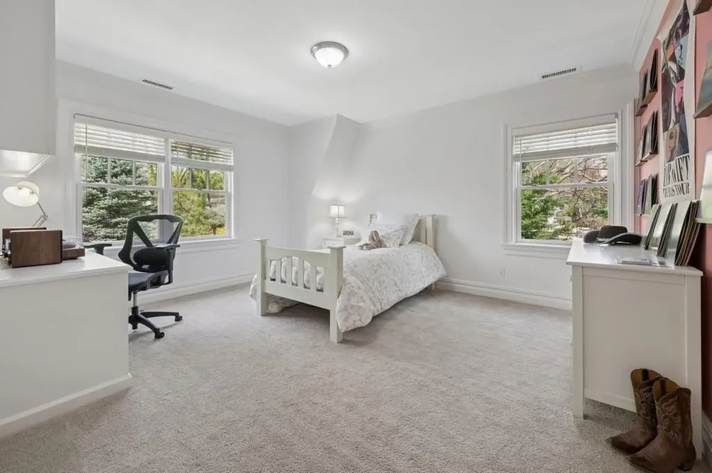 919 Sylvan Lane Mamaroneck NY 10543