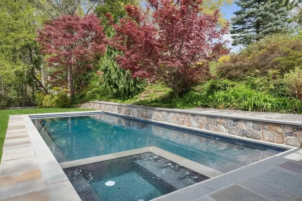 919 Sylvan Lane Mamaroneck NY 10543