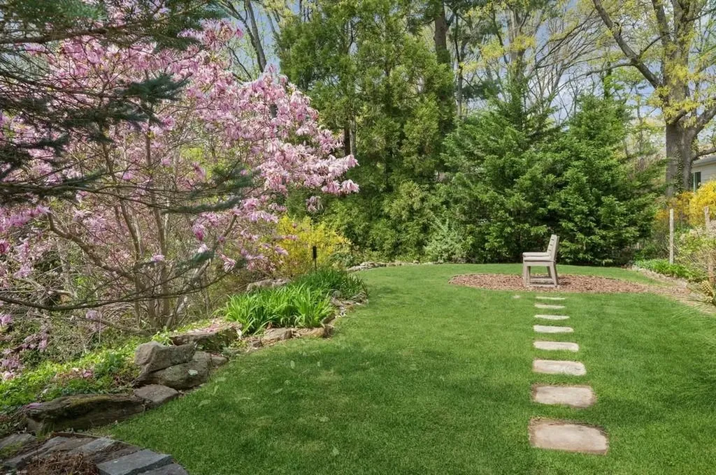 919 Sylvan Lane Mamaroneck NY 10543