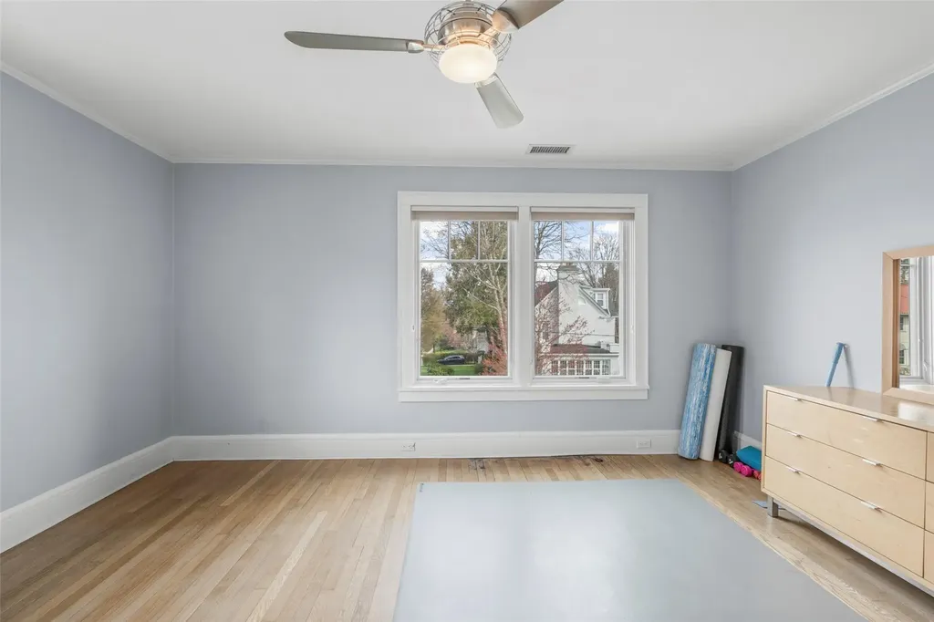 28 Stellar Place Pelham NY 10803