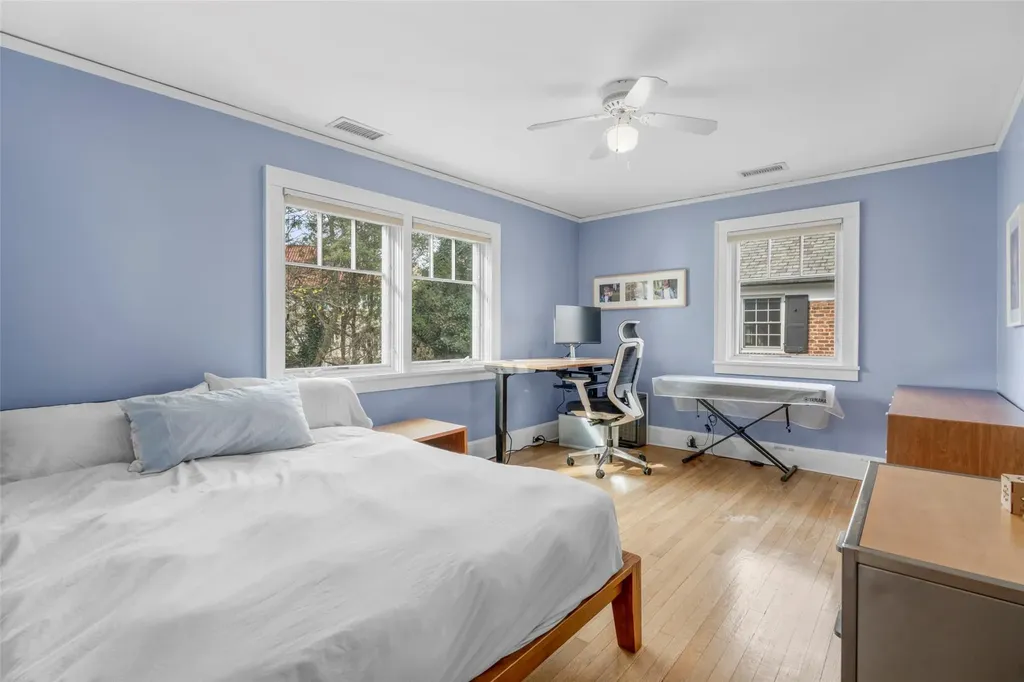 28 Stellar Place Pelham NY 10803