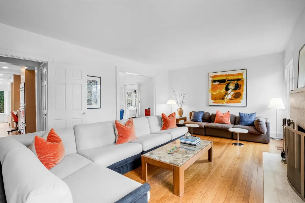 28 Stellar Place Pelham NY 10803