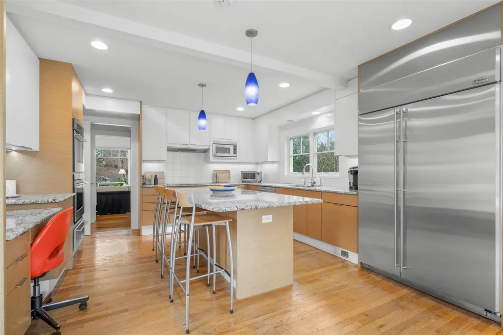 28 Stellar Place Pelham NY 10803