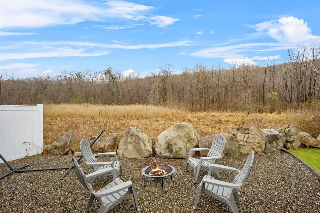 6 Emerson Terrace Highland NY 12528