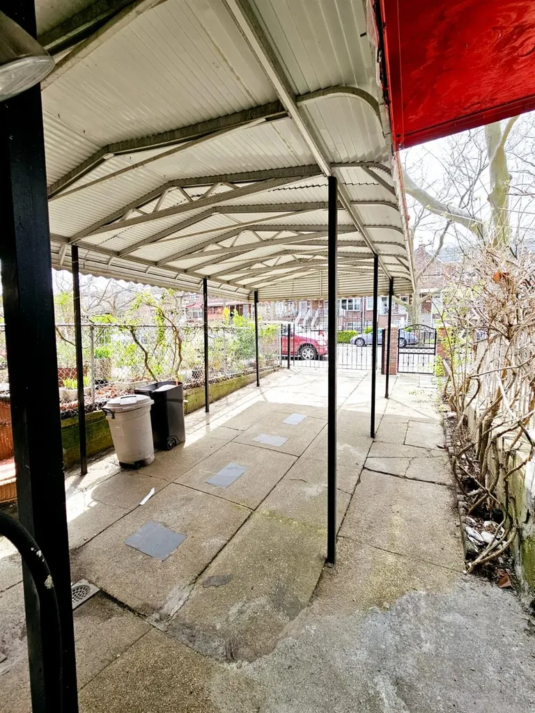 1017 E 103rd Street Brooklyn NY 11236
