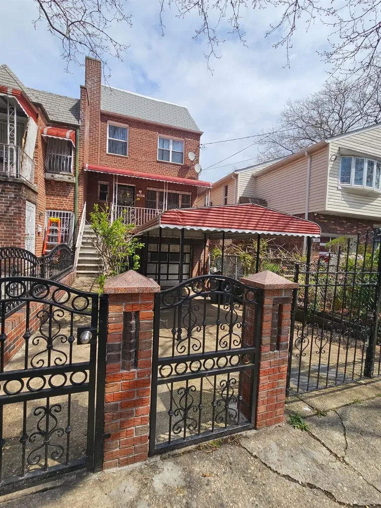1017 E 103rd Street Brooklyn NY 11236