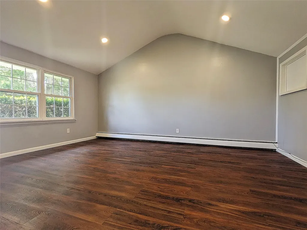 65 Biscayne Drive Selden NY 11784