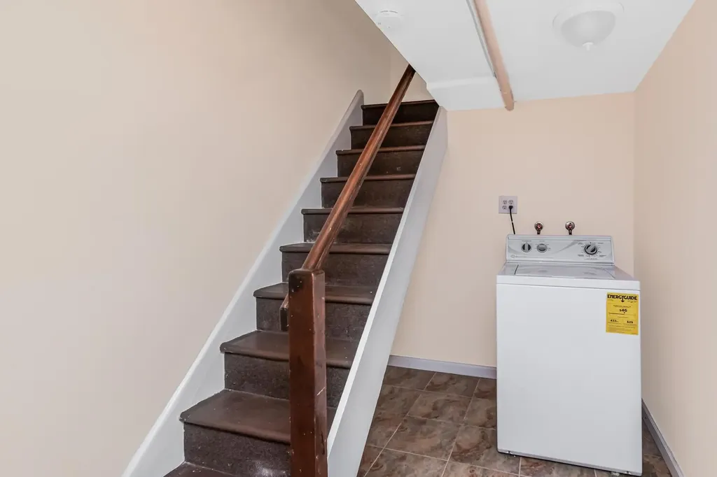 967 E 228th Street Bronx NY 10466