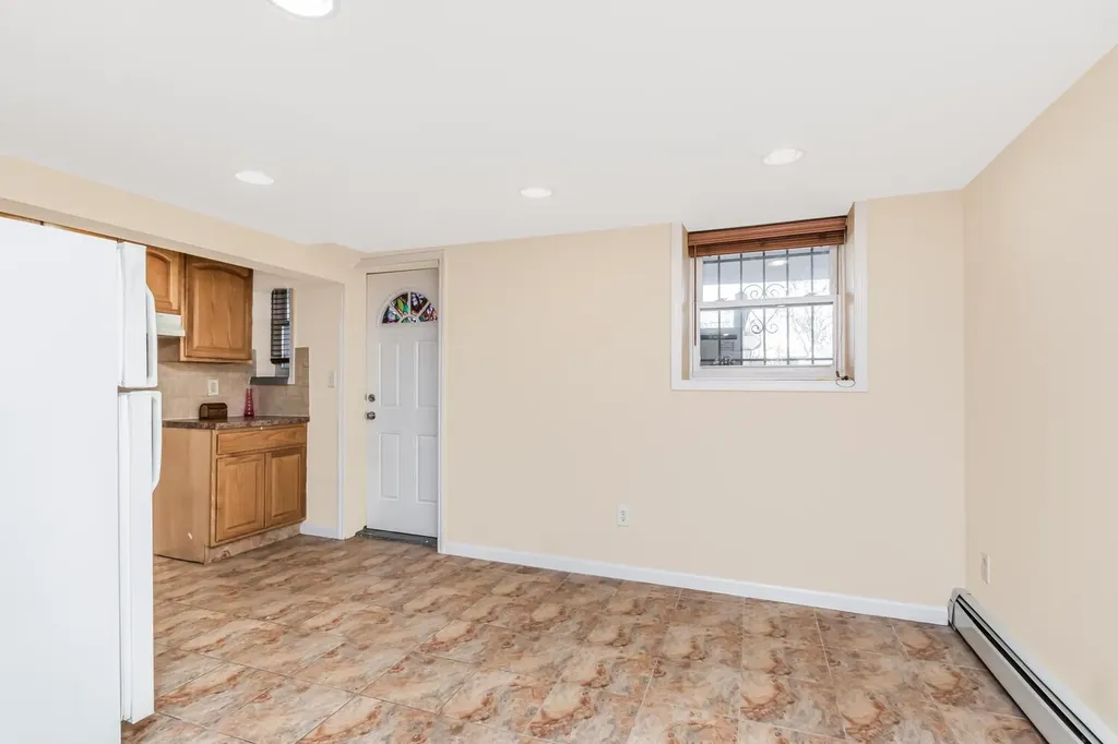 967 E 228th Street Bronx NY 10466