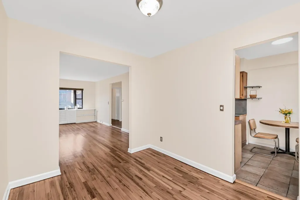 967 E 228th Street Bronx NY 10466