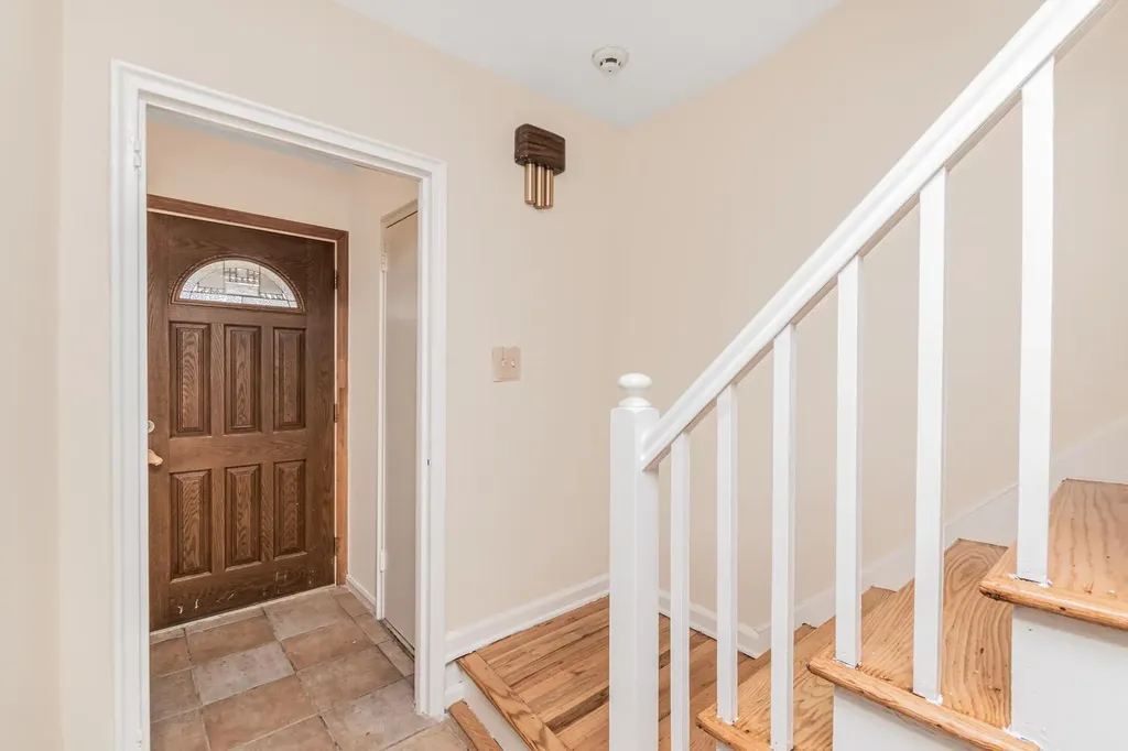 967 E 228th Street Bronx NY 10466