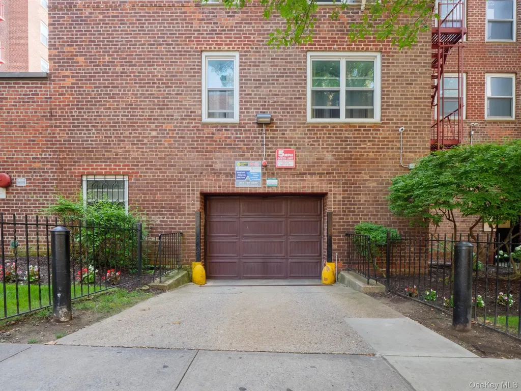 34-15 74th Street Jackson Heights NY 11372