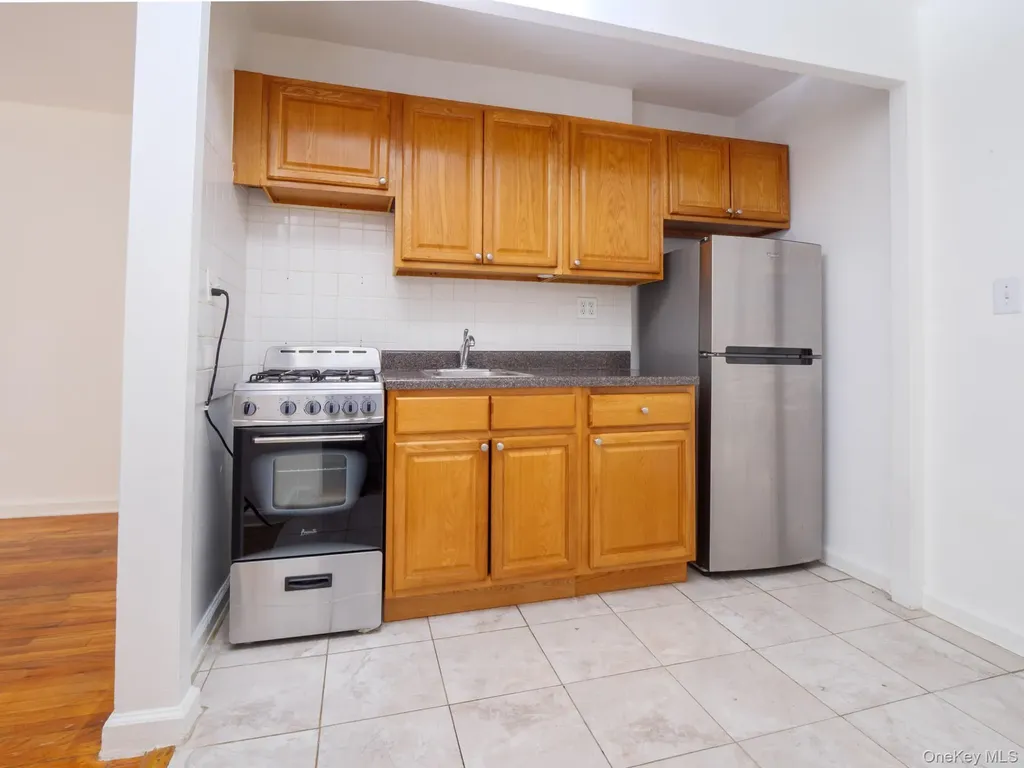 34-15 74th Street Jackson Heights NY 11372