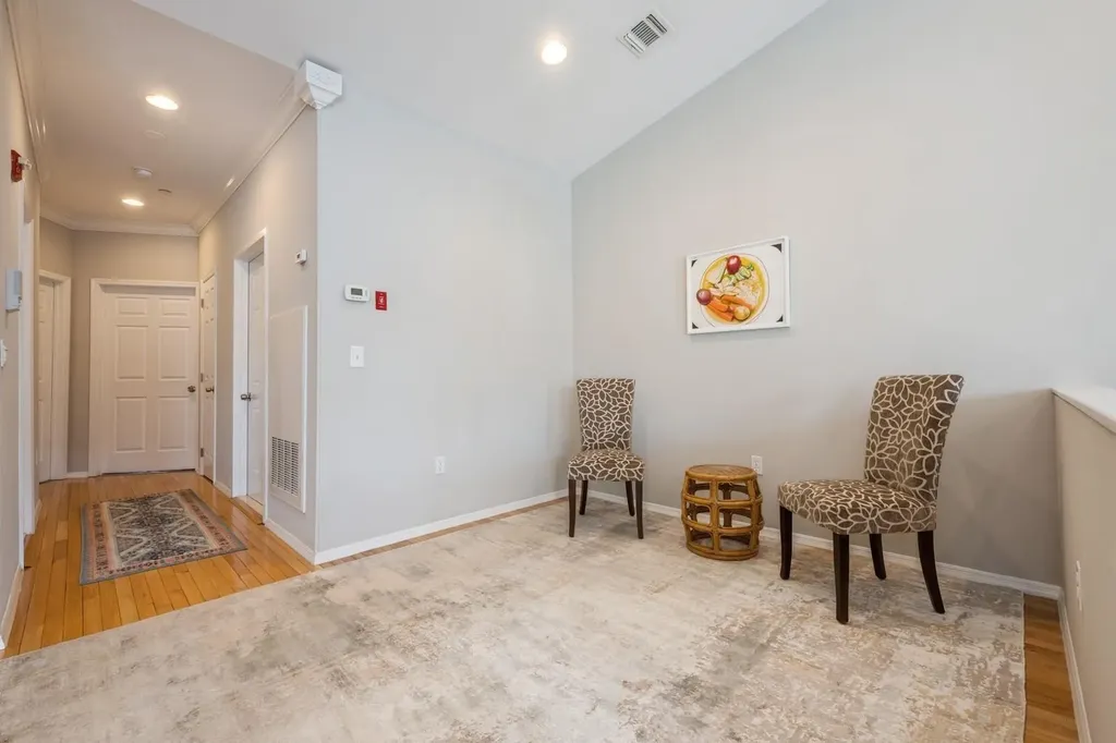 22 Jacqueline Way North Babylon NY 11703