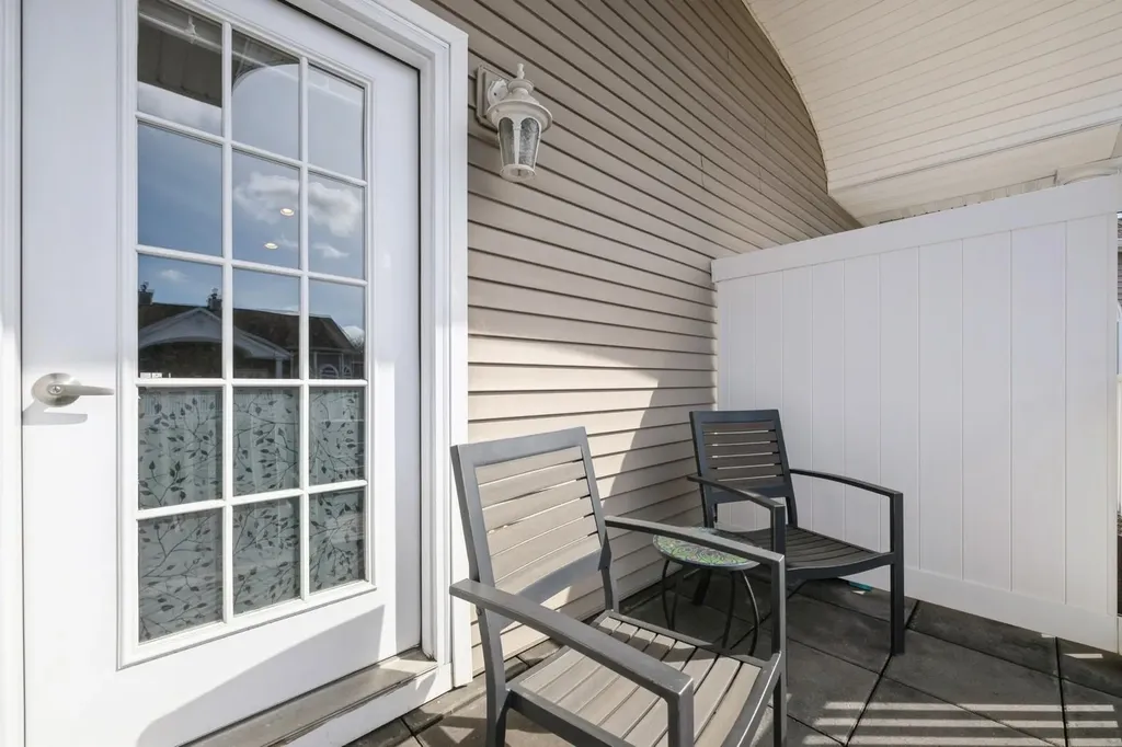 22 Jacqueline Way North Babylon NY 11703