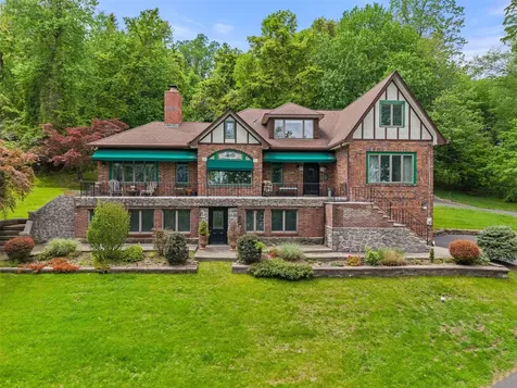 1104 Route 9w S Nyack NY 10960