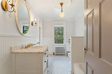1104 Route 9w S Nyack NY 10960