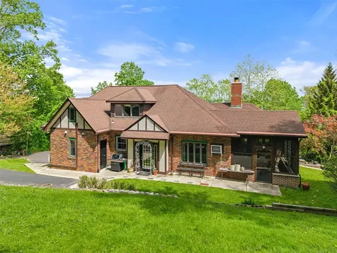 1104 Route 9w S Nyack NY 10960