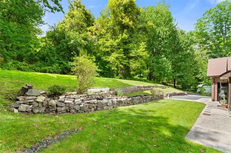 1104 Route 9w S Nyack NY 10960