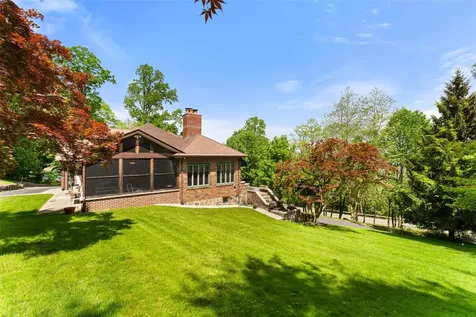 1104 Route 9w S Nyack NY 10960