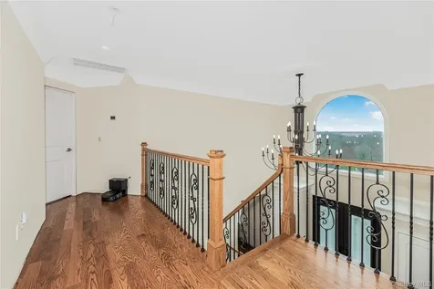 146 Duke Drive Carmel NY 10512