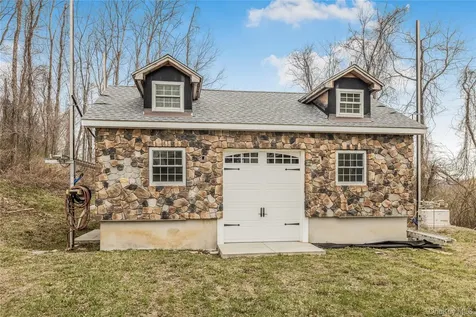 146 Duke Drive Carmel NY 10512