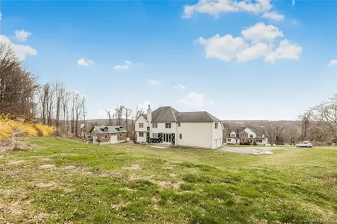 146 Duke Drive Carmel NY 10512