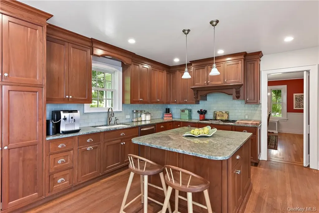 2 Oak Hill Terrace Ossining NY 10562