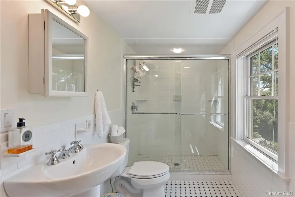 2 Oak Hill Terrace Ossining NY 10562