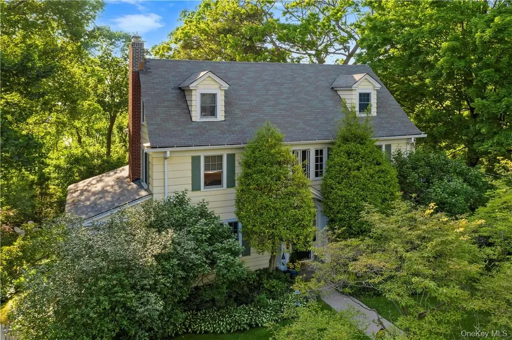 2 Oak Hill Terrace Ossining NY 10562