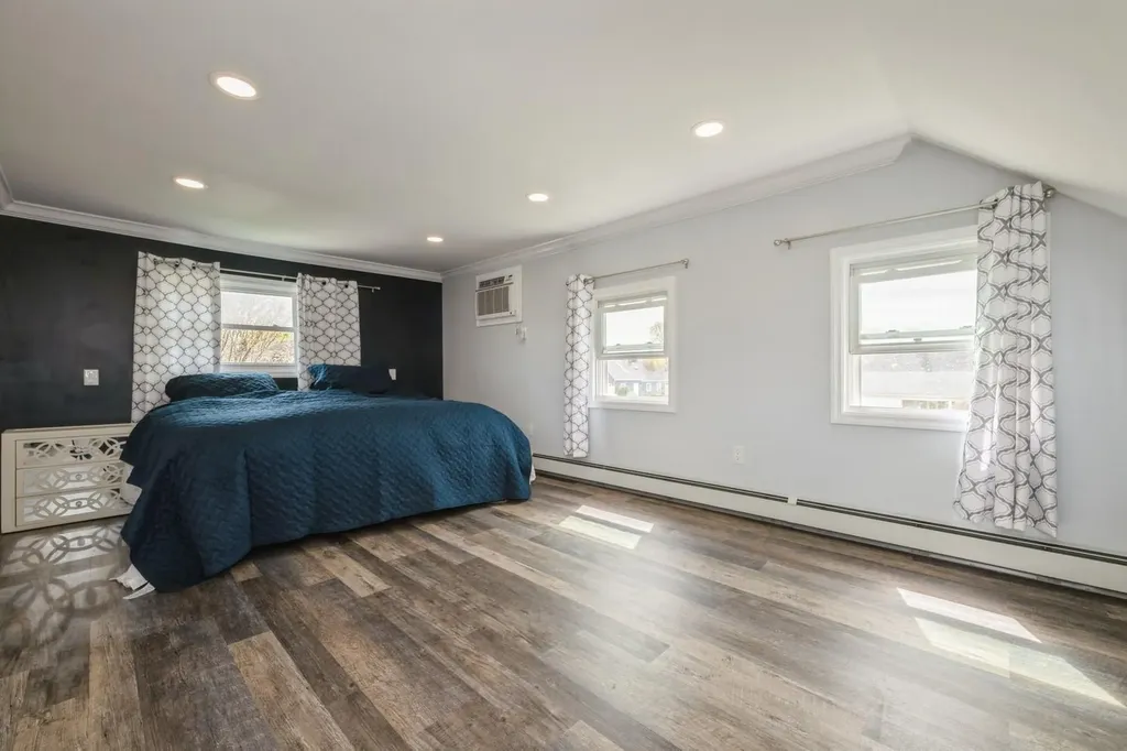 60 Anvil Lane Levittown NY 11756