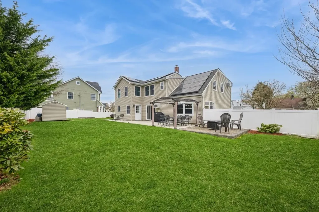 60 Anvil Lane Levittown NY 11756