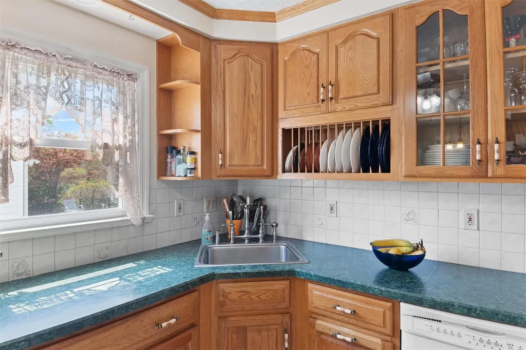 22 Eastern Drive Ardsley NY 10502