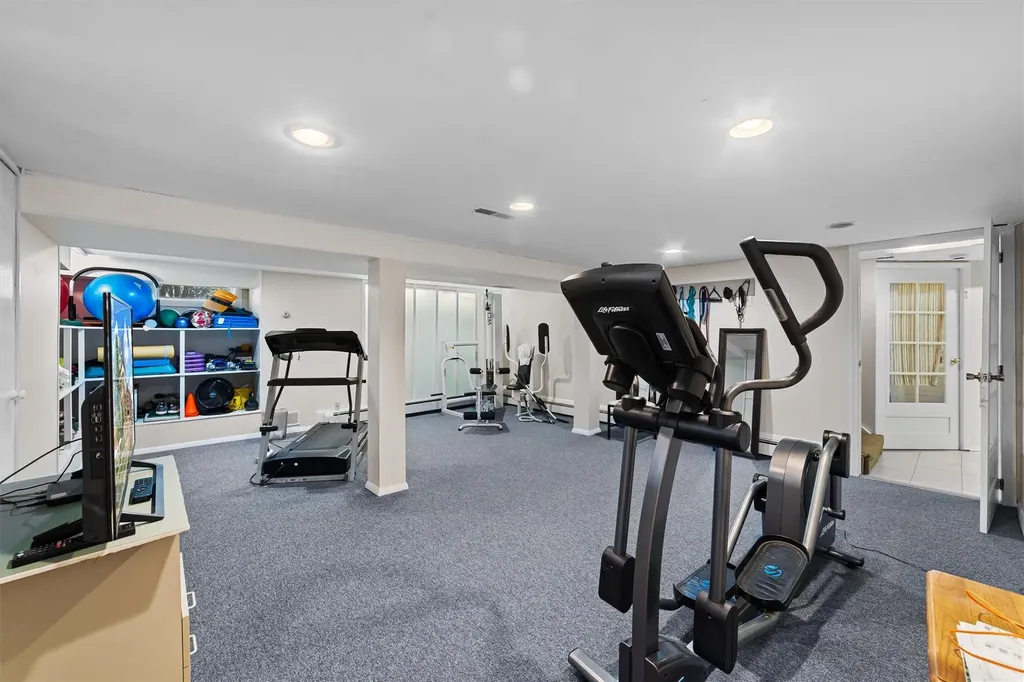 22 Eastern Drive Ardsley NY 10502
