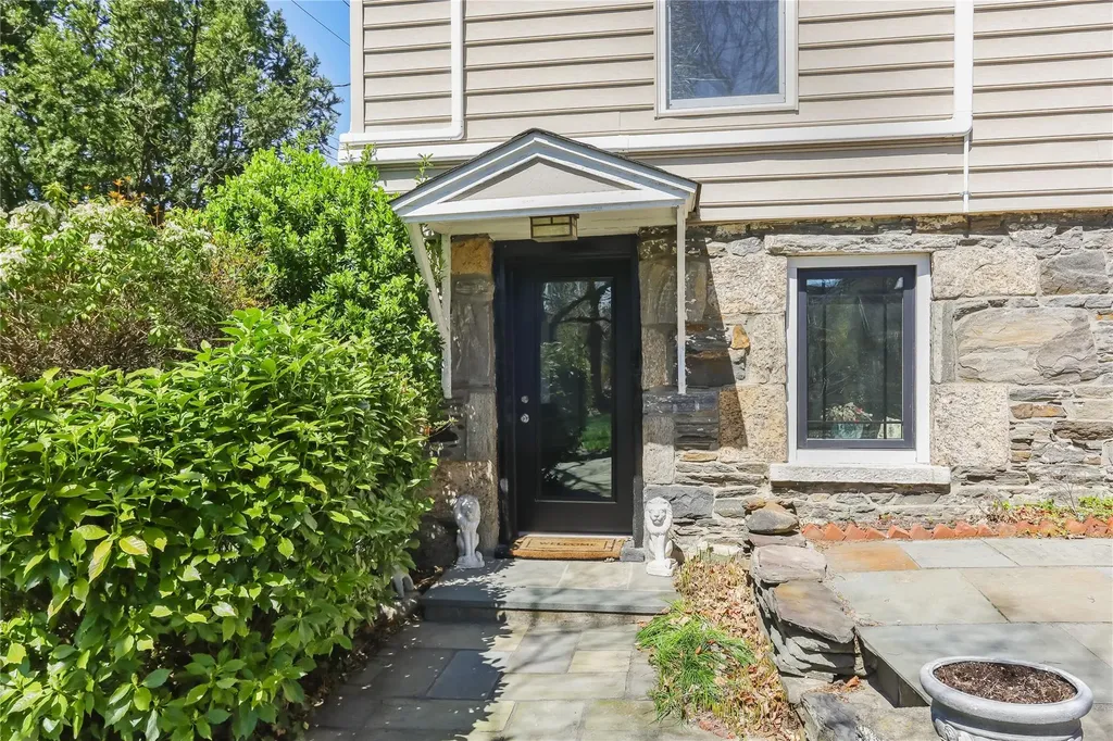 354 Bronxville Road Bronxville NY 10708