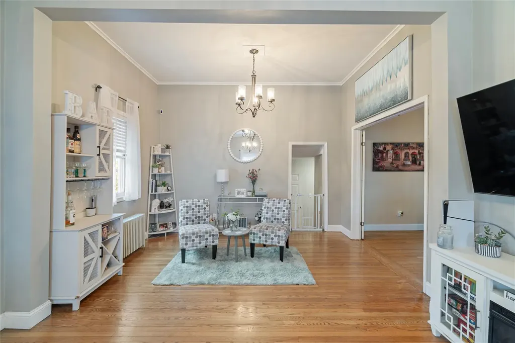 1450 5th Street West Babylon NY 11704