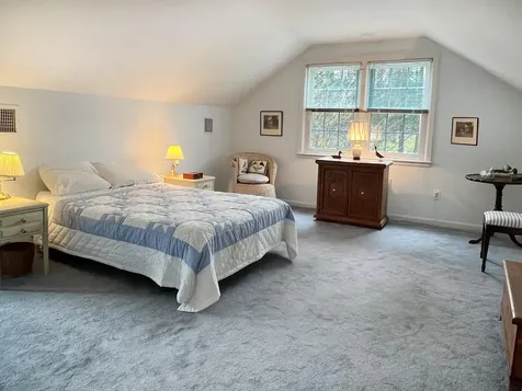 14 The Glen Matinecock NY 11560