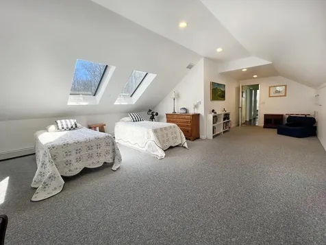 14 The Glen Matinecock NY 11560