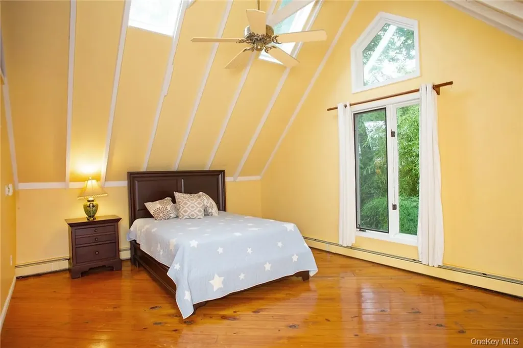 6 Stable Road Tuxedo Park NY 10987