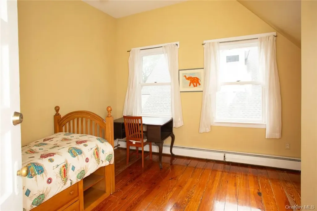 6 Stable Road Tuxedo Park NY 10987