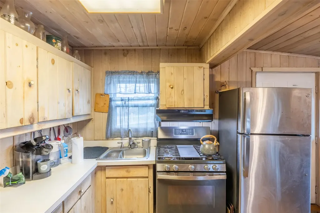 409 Locust Drive Rocky Point NY 11778