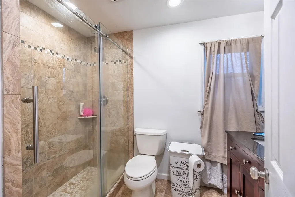 409 Locust Drive Rocky Point NY 11778
