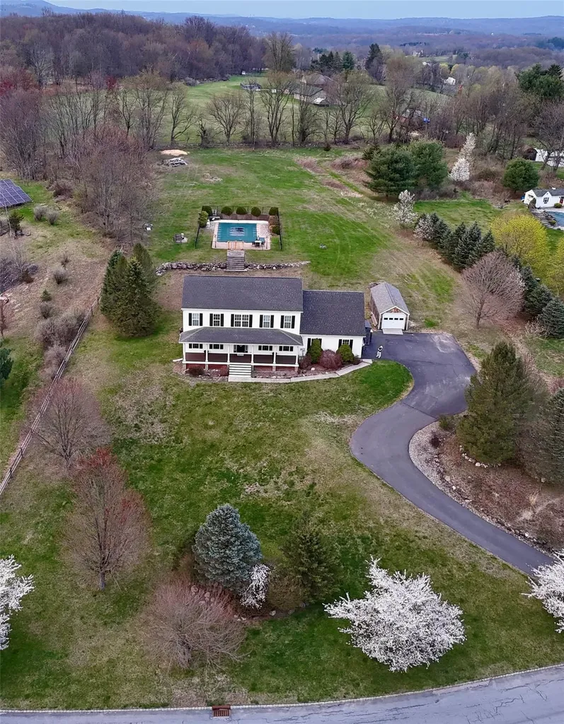 213 Dawn Drive Westtown NY 10998