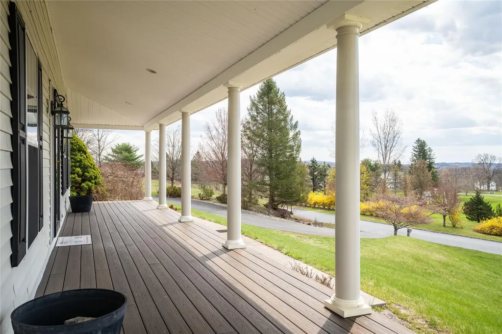 213 Dawn Drive Westtown NY 10998