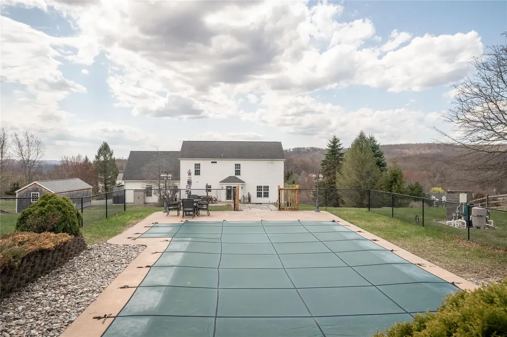213 Dawn Drive Westtown NY 10998