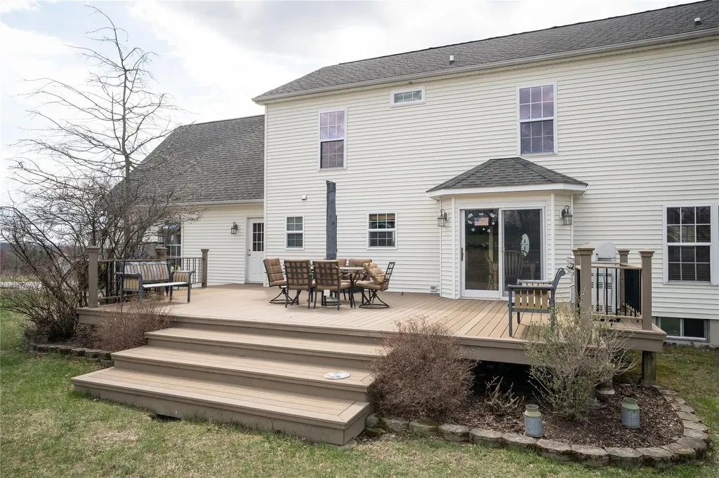 213 Dawn Drive Westtown NY 10998