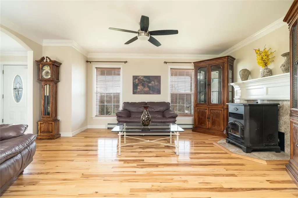 213 Dawn Drive Westtown NY 10998